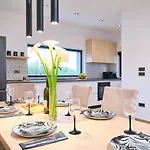 South Cliff Apartment