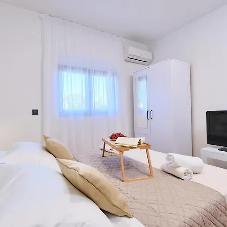 아파트 Villa South Cliff
