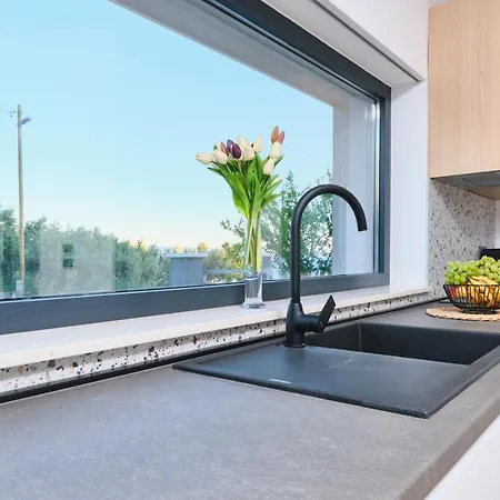 South Cliff Apartment